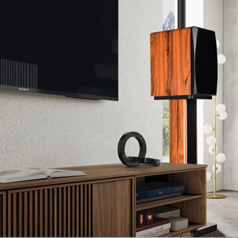 حامل سماعات خشبي صلب قائم على  - مراجعة Home Cinema Hall وسعره